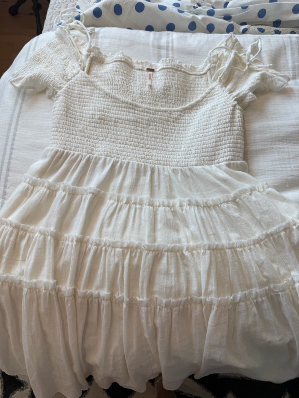 Free People white Smocked Mini Dress - SZ M